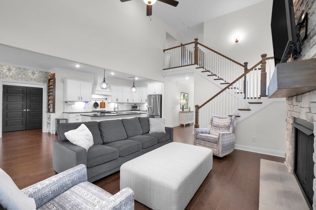 408 Ruby Oaks Ln, Murfreesboro, TN 37128