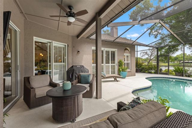 4315 ROUND LAKE, Tampa, FL 33618