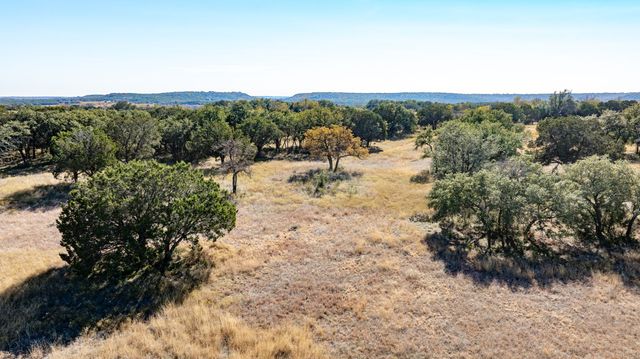 5770 County Road 309, Cranfills Gap, TX 76637