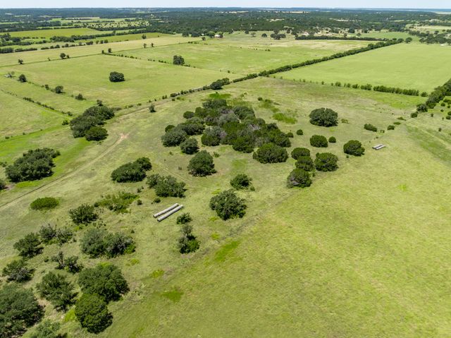 5770 County Road 309, Cranfills Gap, TX 76637