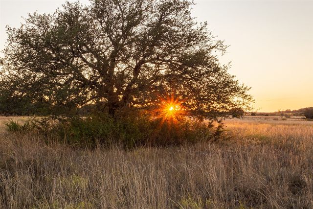 5770 County Road 309, Cranfills Gap, TX 76637