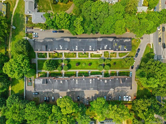 14 S Broadway 7-2B, Irvington, NY 10533