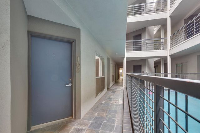 4104 N Hall Street 102, Dallas, TX 75219