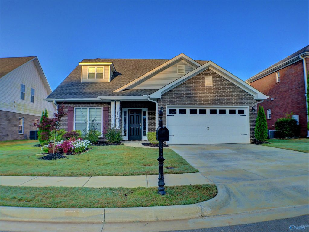 210 Properzi Way, Huntsville, AL 35824