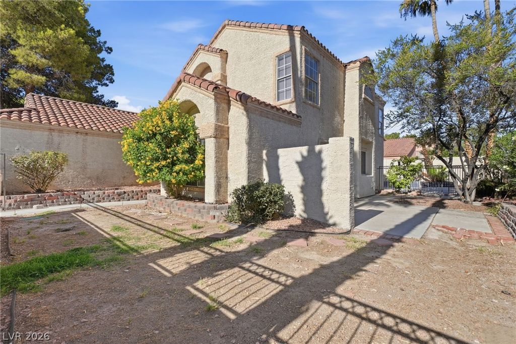 551 British Court, Henderson, NV 89014 — photo 4