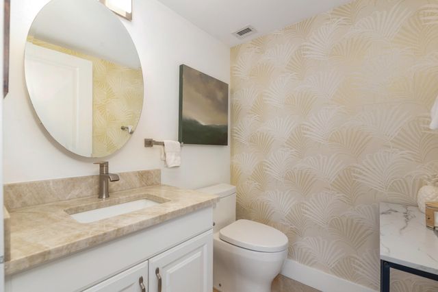 1801 S Flagler Drive 806, West Palm Beach, FL 33401