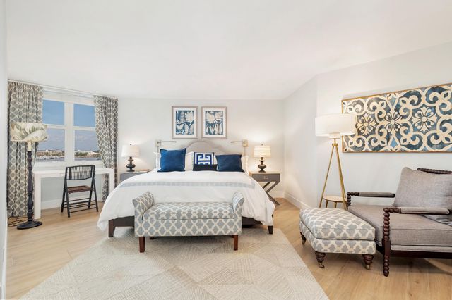 1801 S Flagler Drive 806, West Palm Beach, FL 33401