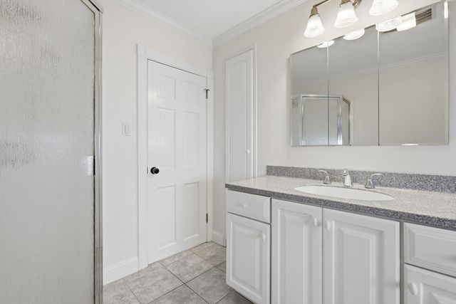 501 Pine St, Fall River, MA 02720