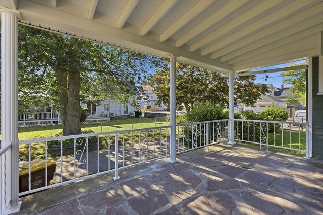 501 Pine St, Fall River, MA 02720