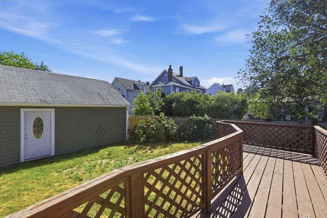 501 Pine St, Fall River, MA 02720