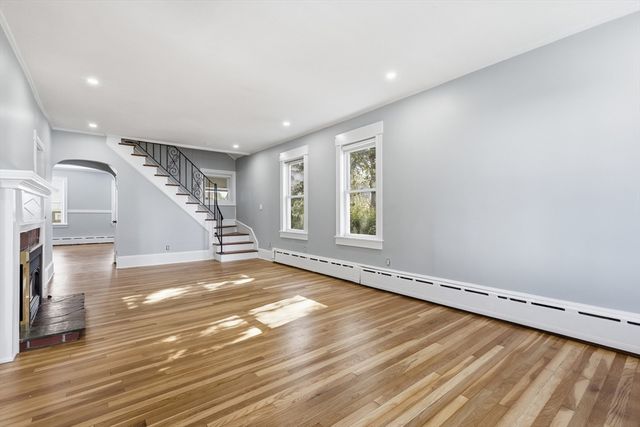 501 Pine St, Fall River, MA 02720