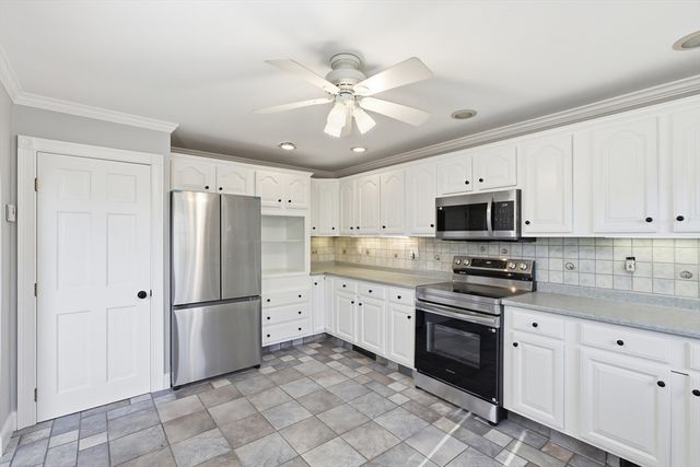501 Pine St, Fall River, MA 02720