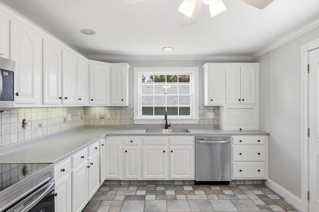 501 Pine St, Fall River, MA 02720