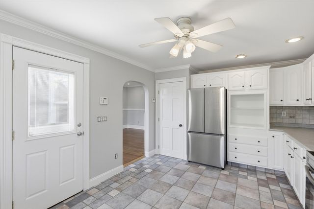 501 Pine St, Fall River, MA 02720