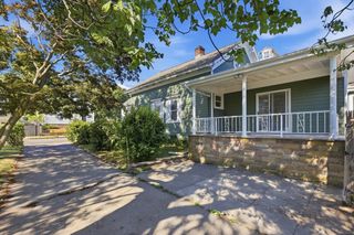 501 Pine St, Fall River, MA 02720