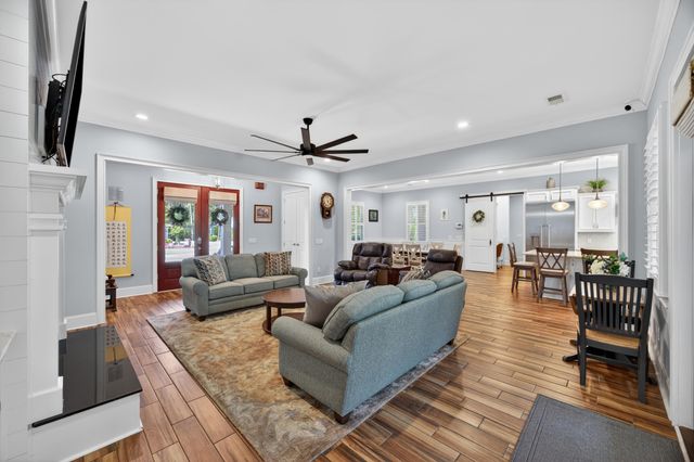 4030 Ten Shillings Way, Ravenel, SC 29470
