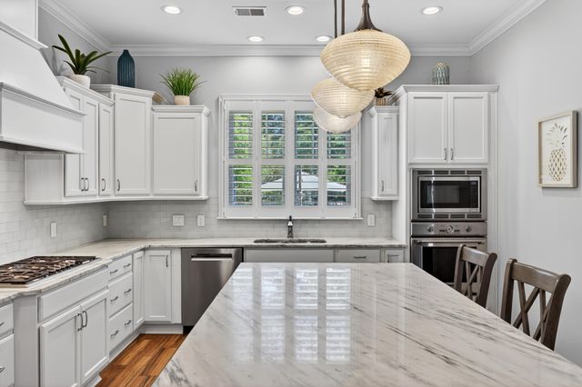 4030 Ten Shillings Way, Ravenel, SC 29470