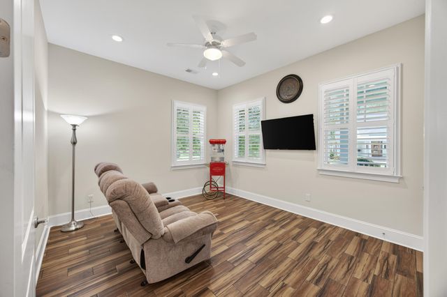 4030 Ten Shillings Way, Ravenel, SC 29470