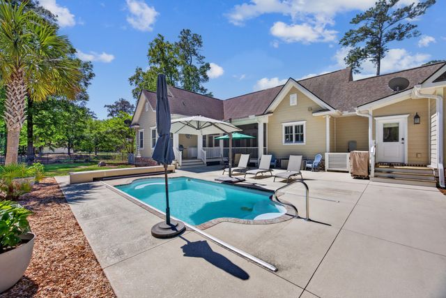 4030 Ten Shillings Way, Ravenel, SC 29470