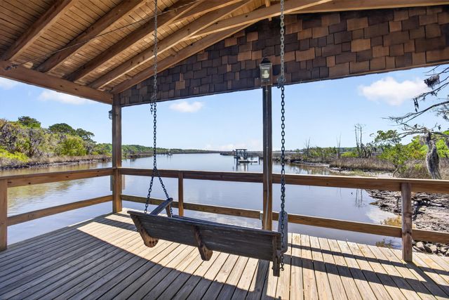 4030 Ten Shillings Way, Ravenel, SC 29470