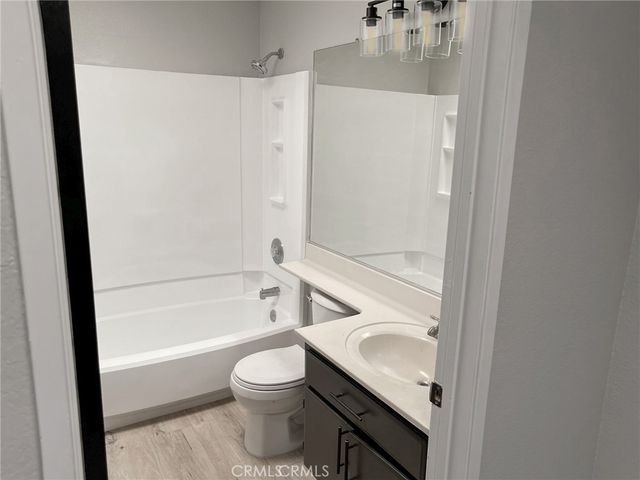 13750 Hubbard, Sylmar, CA 91342
