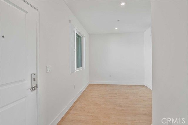 8750 Sepulveda Boulevard 406, North Hills (los Angeles), CA 91343