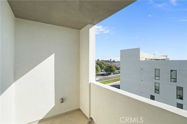 8750 Sepulveda Boulevard 406, North Hills (los Angeles), CA 91343