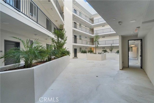 8750 Sepulveda Boulevard 406, North Hills (los Angeles), CA 91343