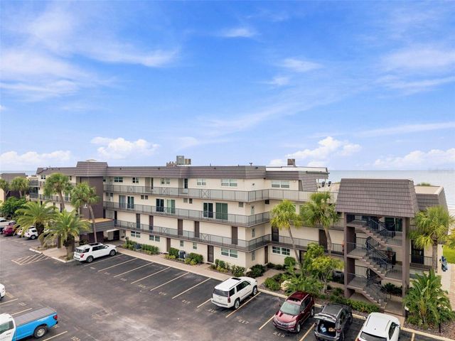 60 GULF BOULEVARD 402, Indian Rocks Beach, FL 33785
