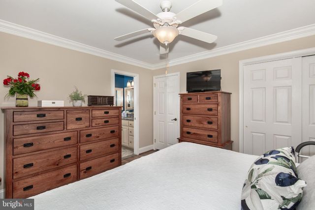 4818 HOFFMANVILLE RD, Millers, MD 21102
