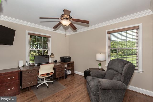 4818 HOFFMANVILLE RD, Millers, MD 21102