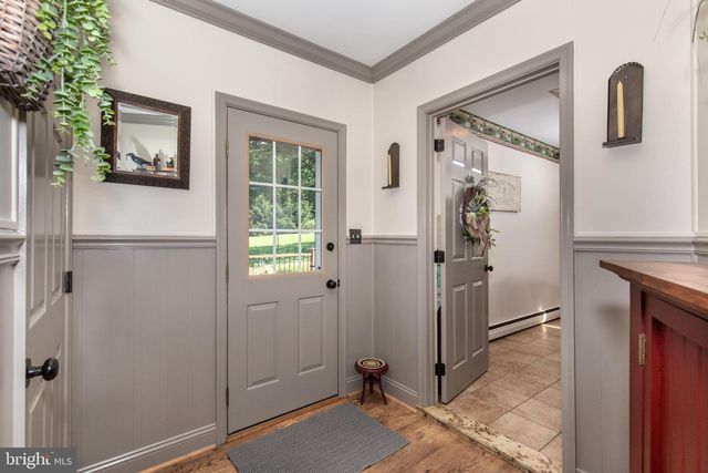 4818 HOFFMANVILLE RD, Millers, MD 21102
