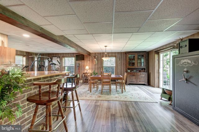 4818 HOFFMANVILLE RD, Millers, MD 21102