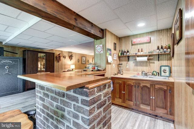 4818 HOFFMANVILLE RD, Millers, MD 21102