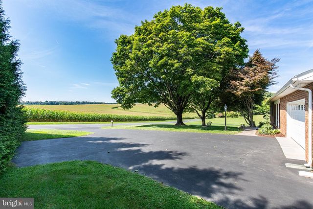 4818 HOFFMANVILLE RD, Millers, MD 21102