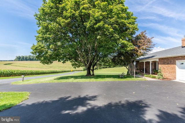 4818 HOFFMANVILLE RD, Millers, MD 21102