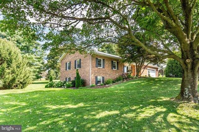 4818 HOFFMANVILLE RD, Millers, MD 21102