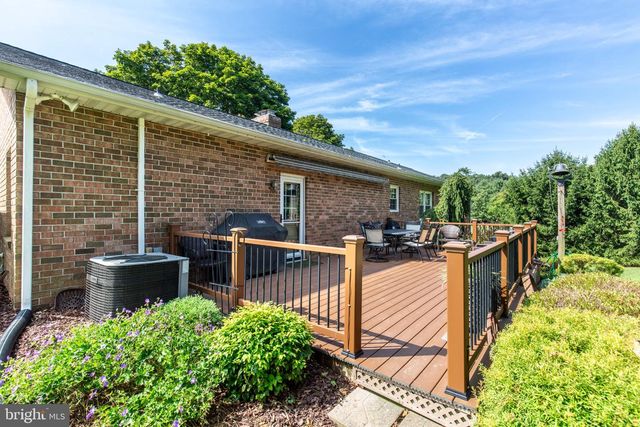 4818 HOFFMANVILLE RD, Millers, MD 21102