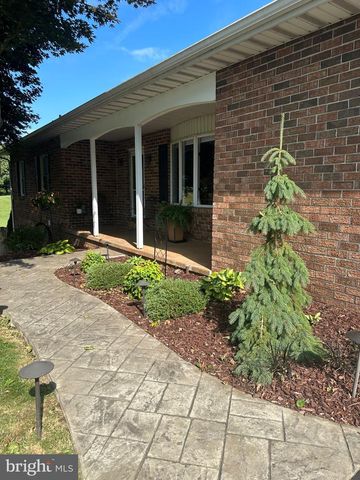4818 HOFFMANVILLE RD, Millers, MD 21102