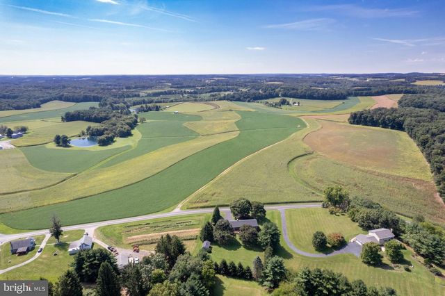 4818 HOFFMANVILLE RD, Millers, MD 21102