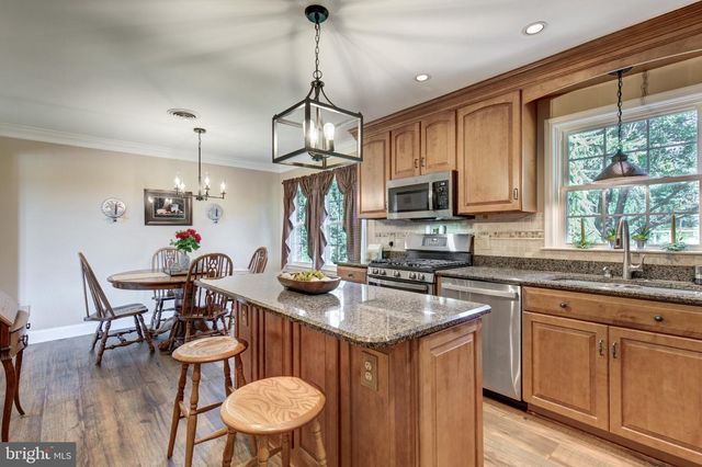 4818 HOFFMANVILLE RD, Millers, MD 21102