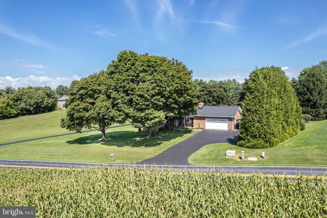 4818 HOFFMANVILLE RD, Millers, MD 21102