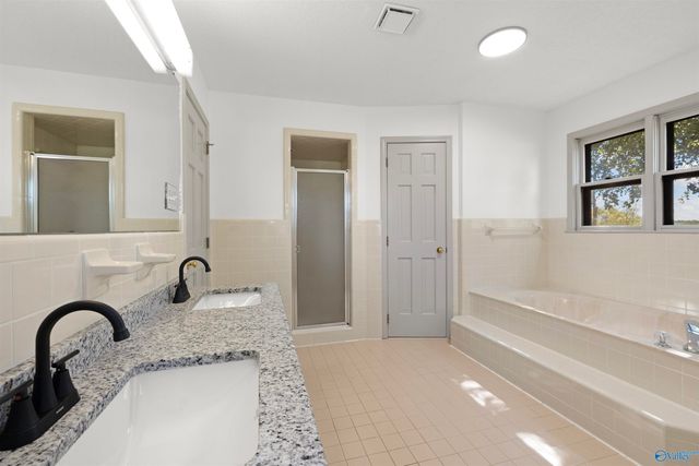 405 Alabama Highway 179, Boaz, AL 35957