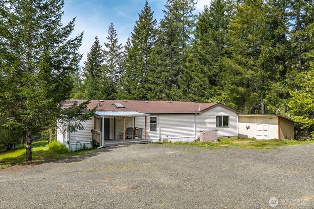 3064 Deep Well Lane NW, Seabeck, WA 98380