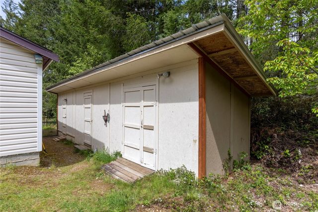 3064 Deep Well Lane NW, Seabeck, WA 98380