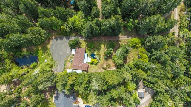 3064 Deep Well Lane NW, Seabeck, WA 98380