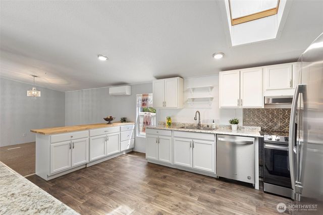 3064 Deep Well Lane NW, Seabeck, WA 98380