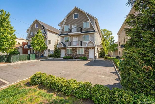 32 Herrick Avenue 113, Spring Valley, NY 10977