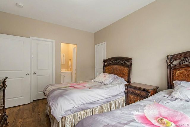 32 Herrick Avenue 113, Spring Valley, NY 10977