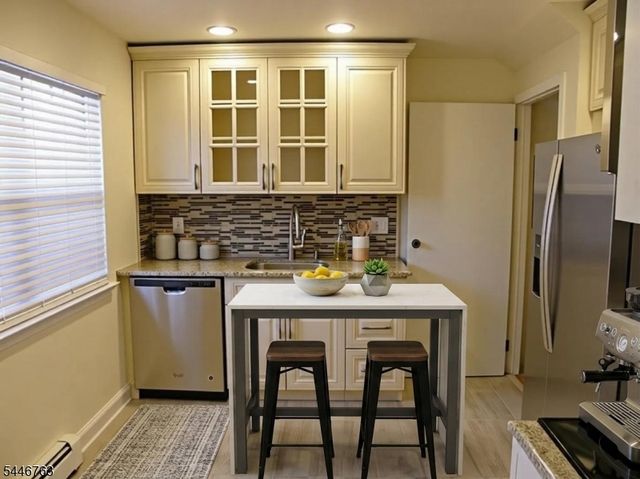 768 Springfield Ave B 3 B 3, Summit City, NJ 07901